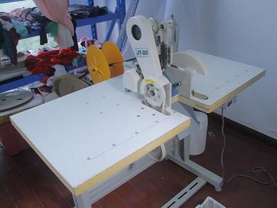 Ультразвуковая швейная машина